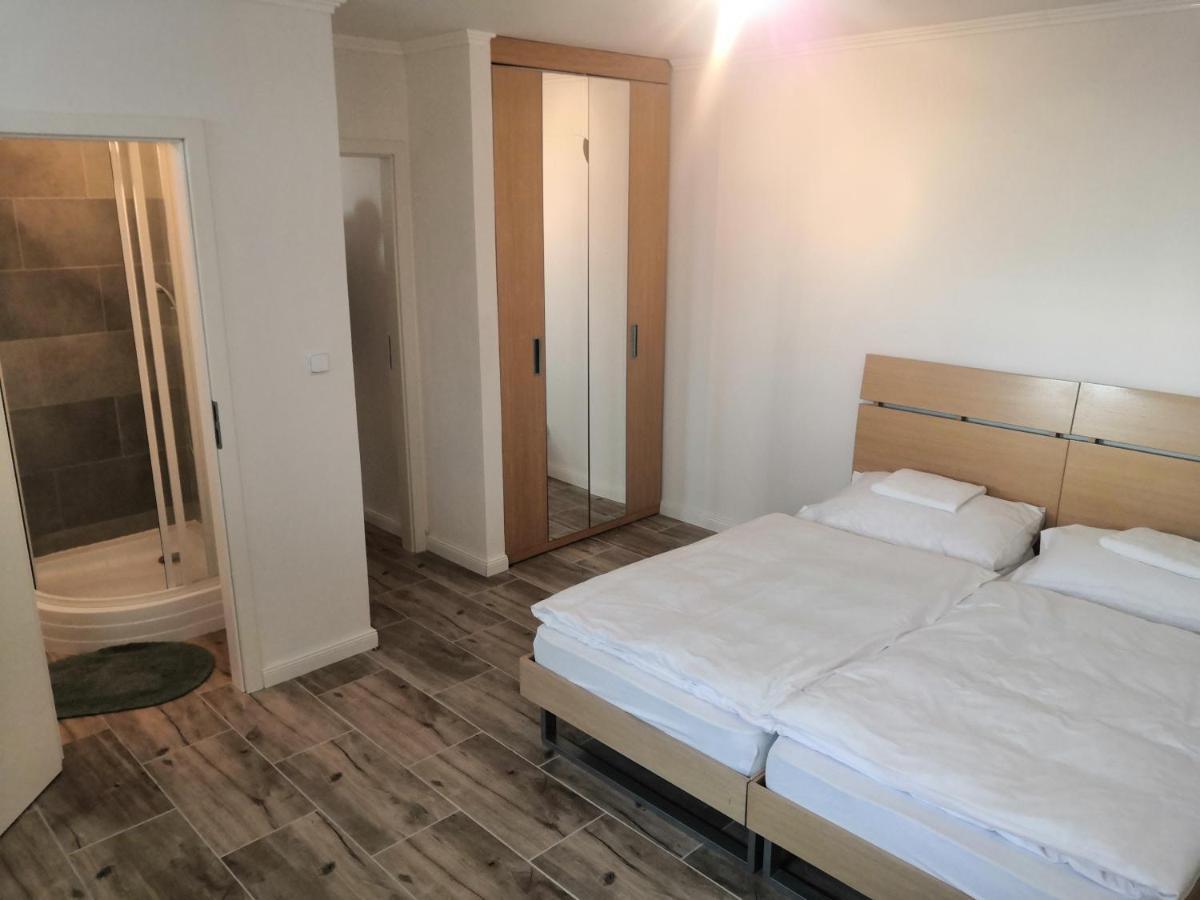 Vehlovice Apartments Mělník Екстериор снимка