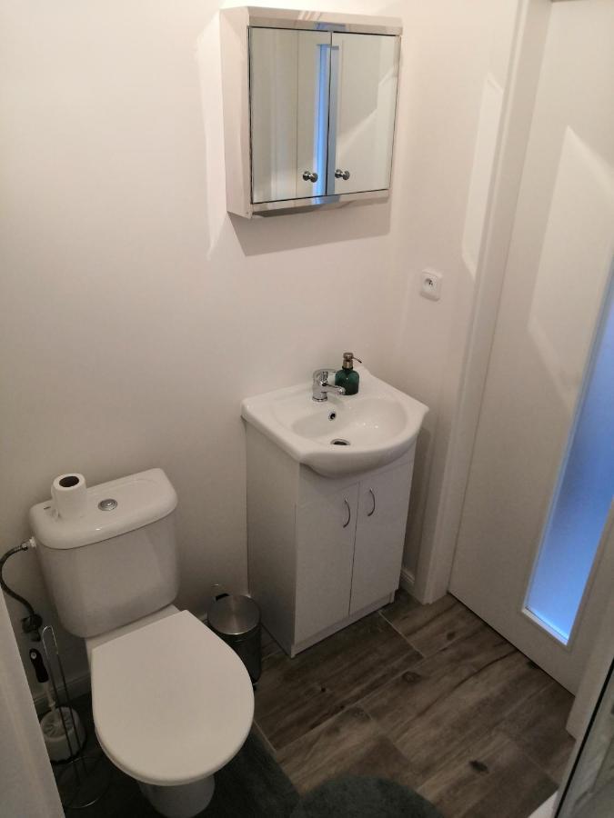 Vehlovice Apartments Mělník Екстериор снимка