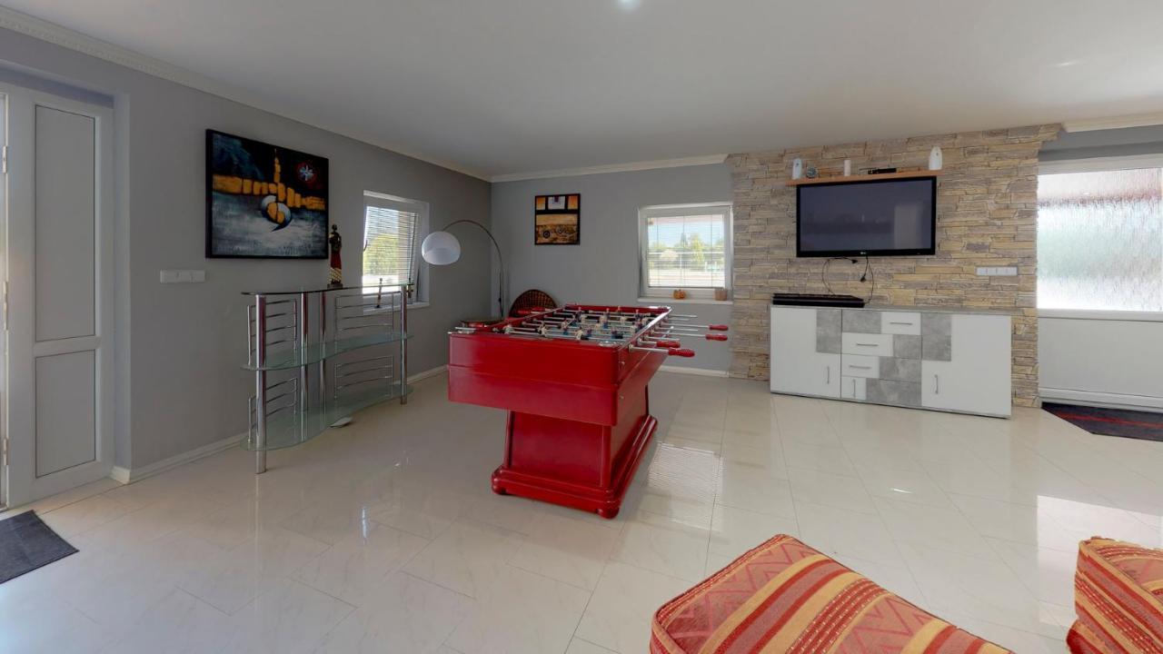 Vehlovice Apartments Mělník Екстериор снимка