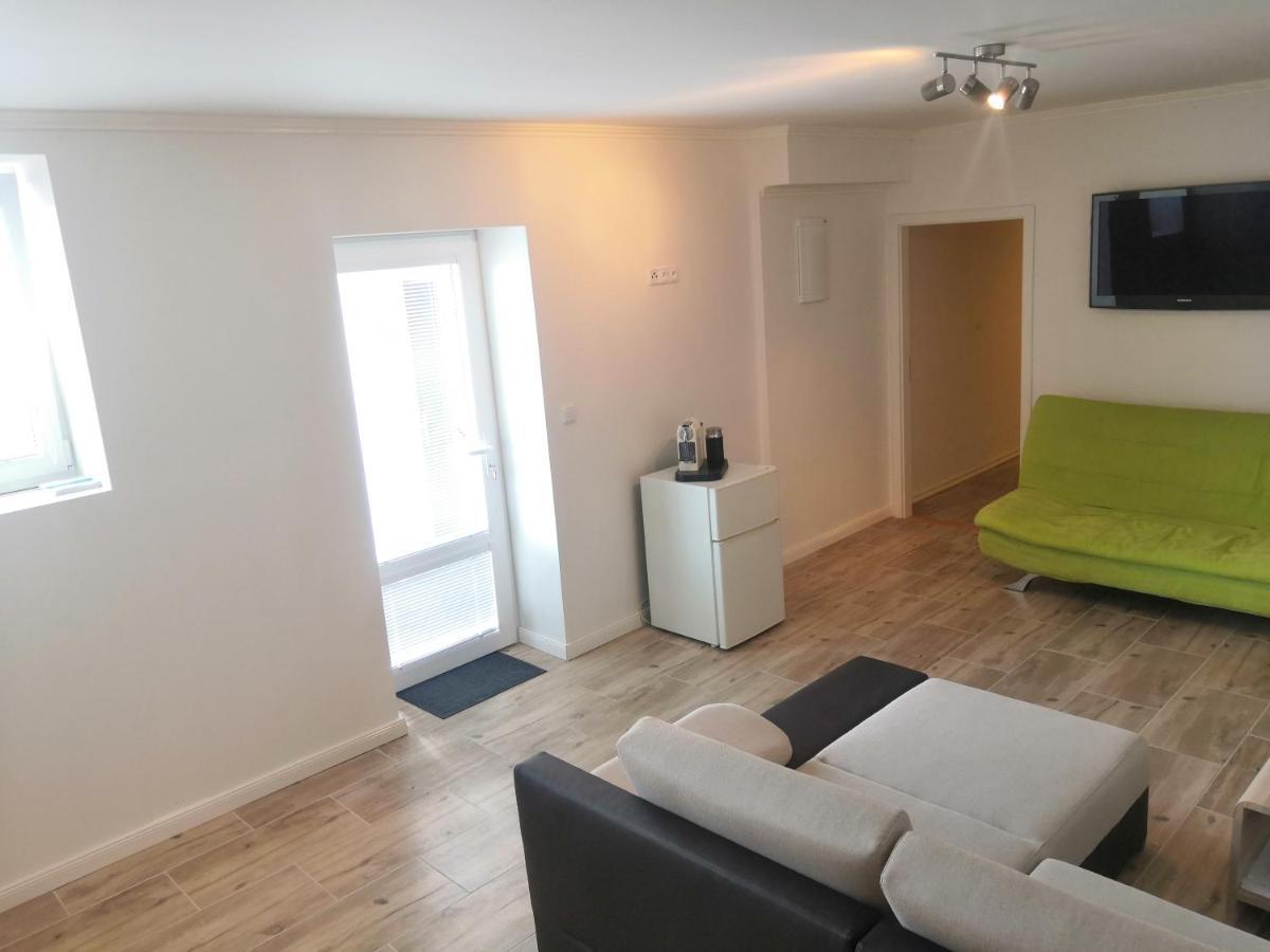 Vehlovice Apartments Mělník Екстериор снимка