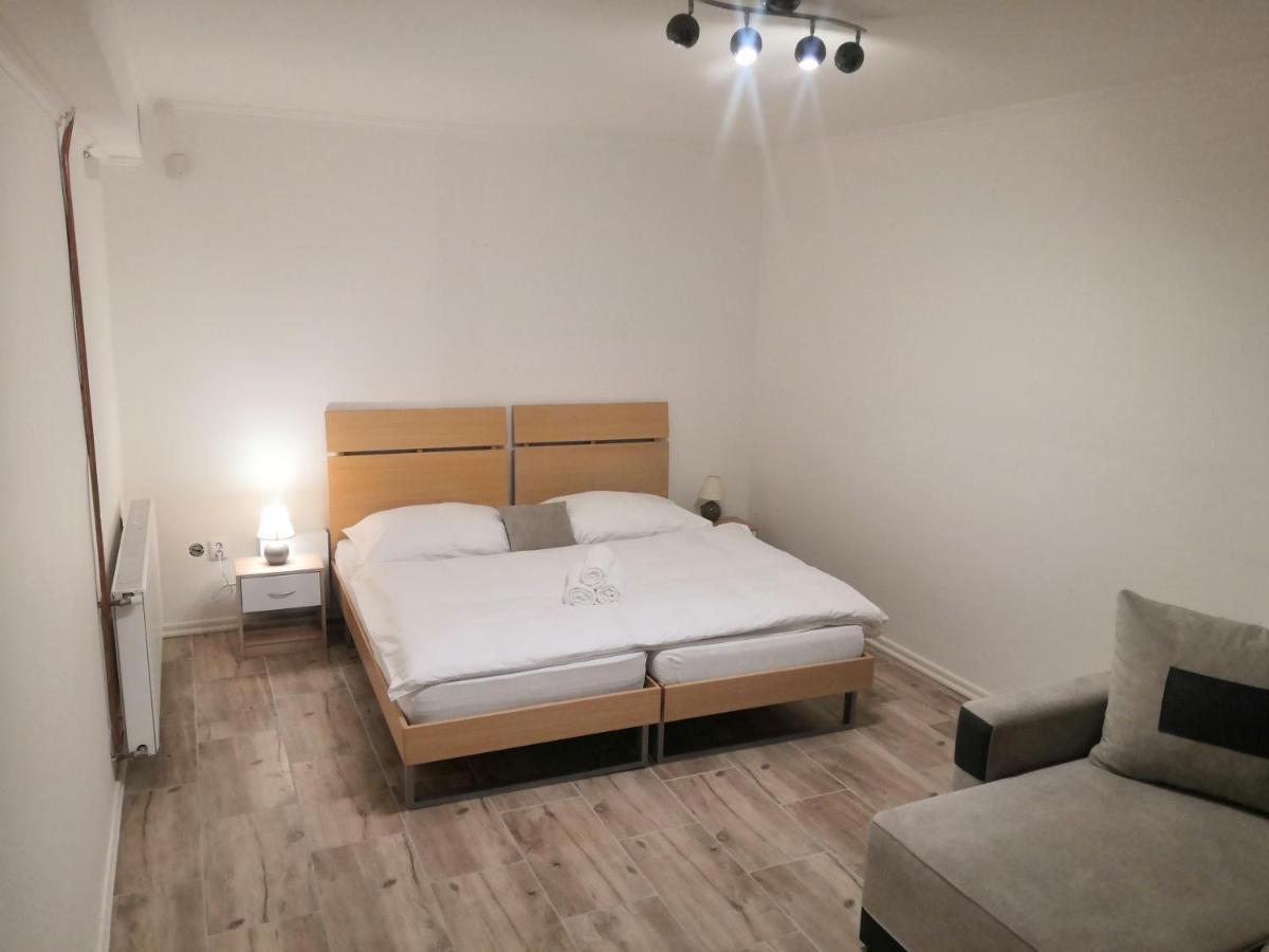Vehlovice Apartments Mělník Екстериор снимка
